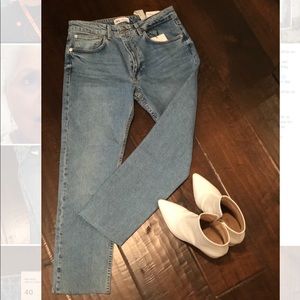 Zara Mid-Rise Slim Jean